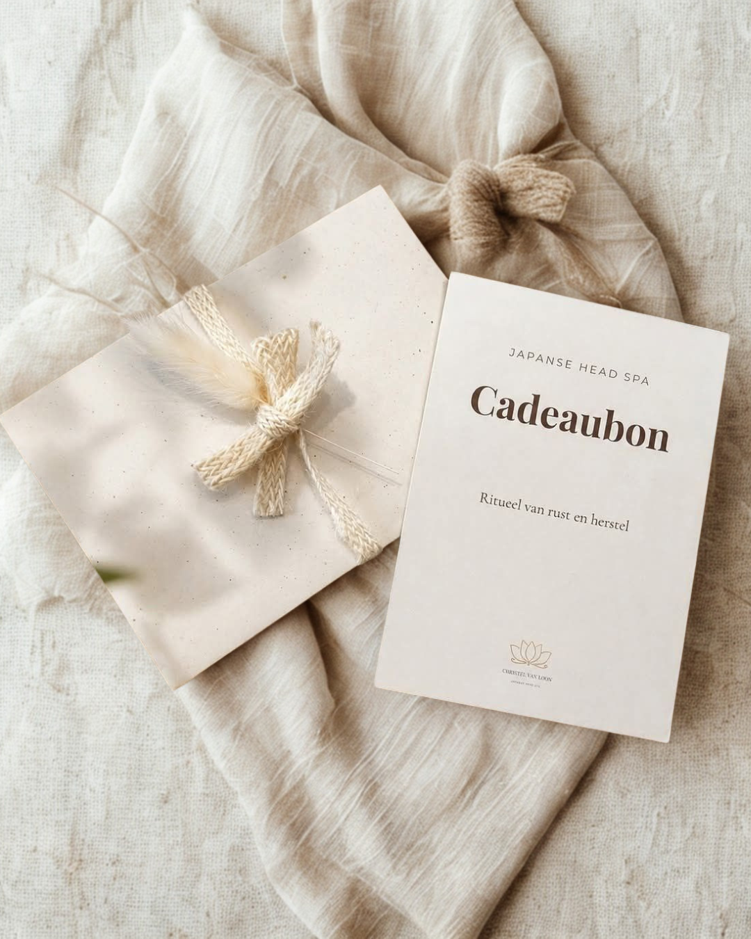 Cadeaubon van Japanse Head Spa Hasselt op zacht linnen