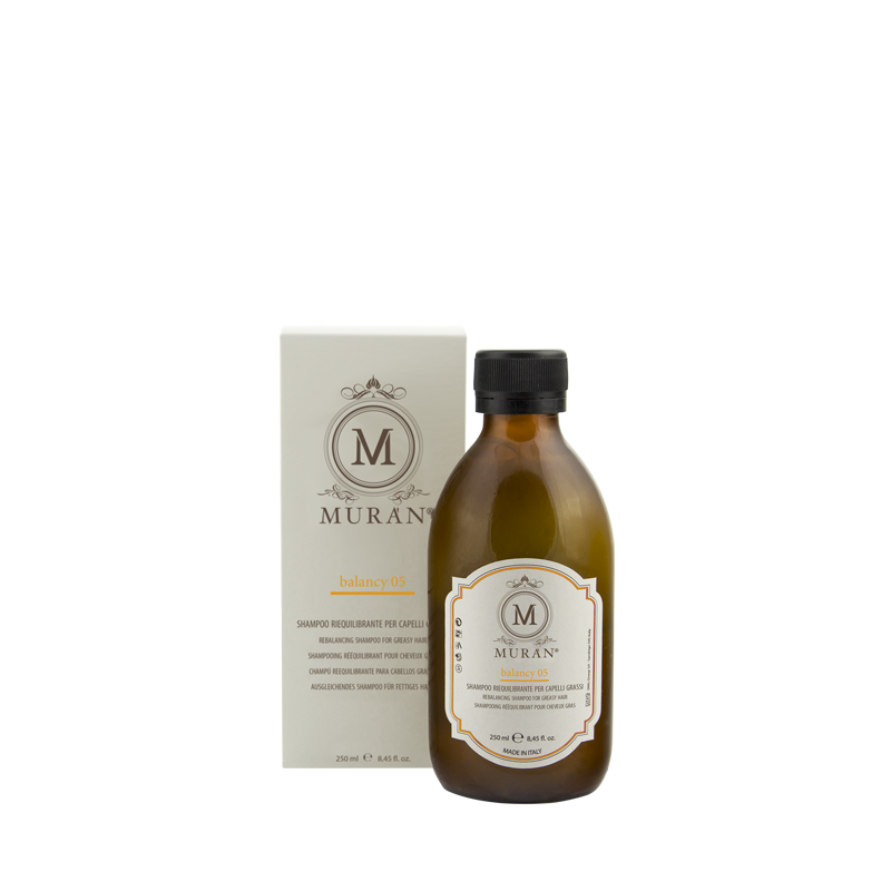 Rebalancing shampoo for greasy hair 05